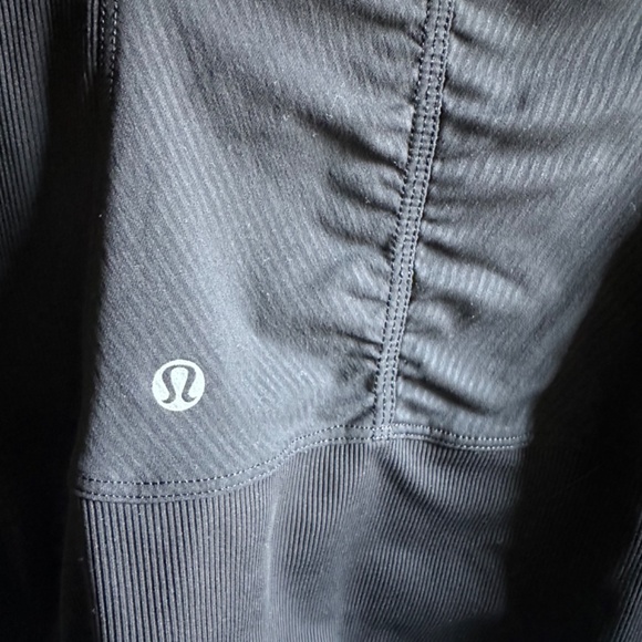 Lululemon In Flux Jacket, Black, Size 4 - Picture 6 of 10